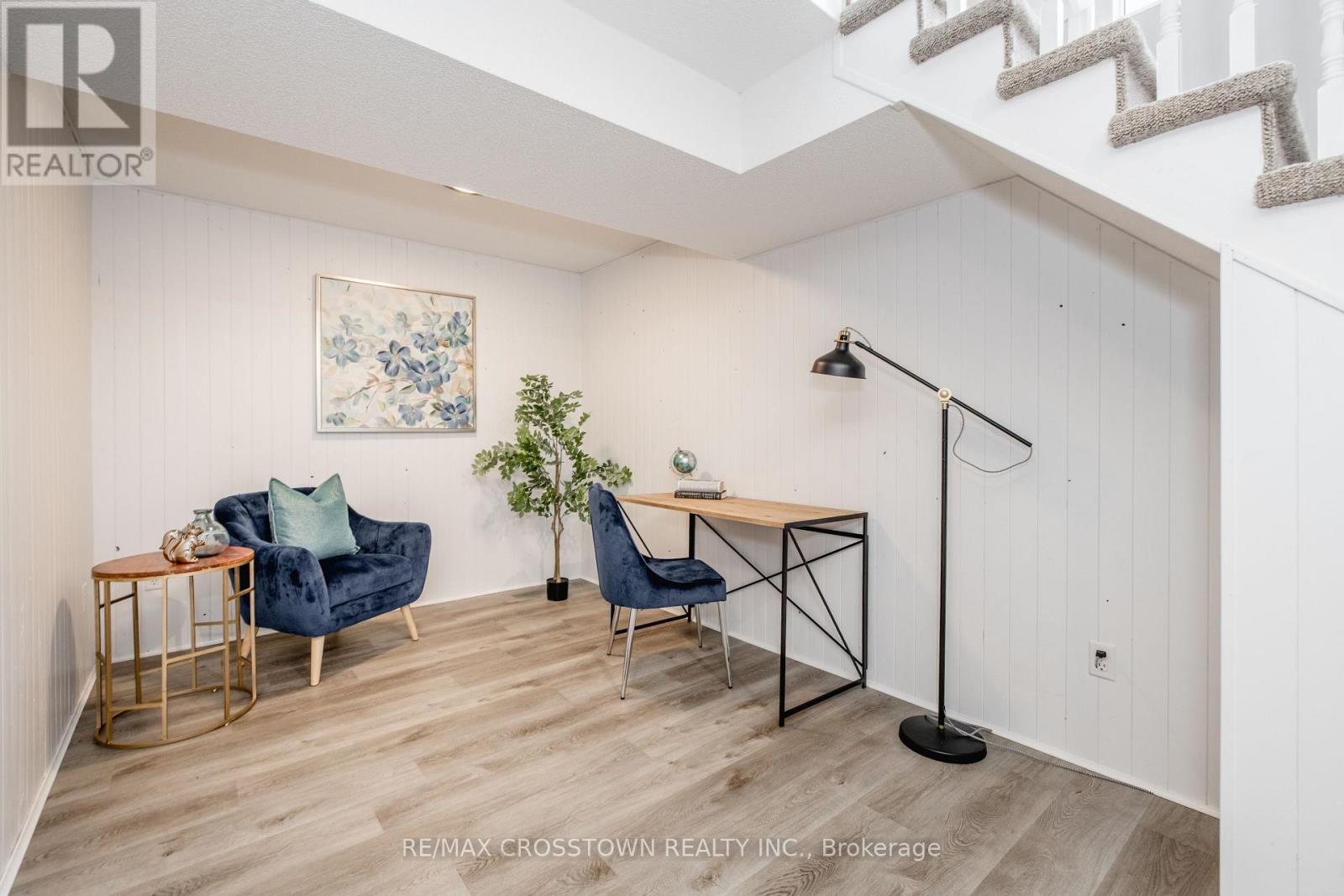 92 Cunningham Drive, Barrie, ON - Indoor