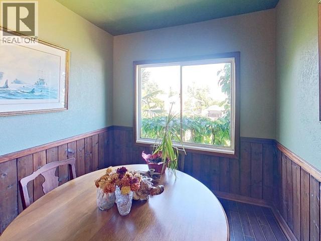 4538 Michigan Ave, Powell River, BC - Indoor Photo Showing Dining Room