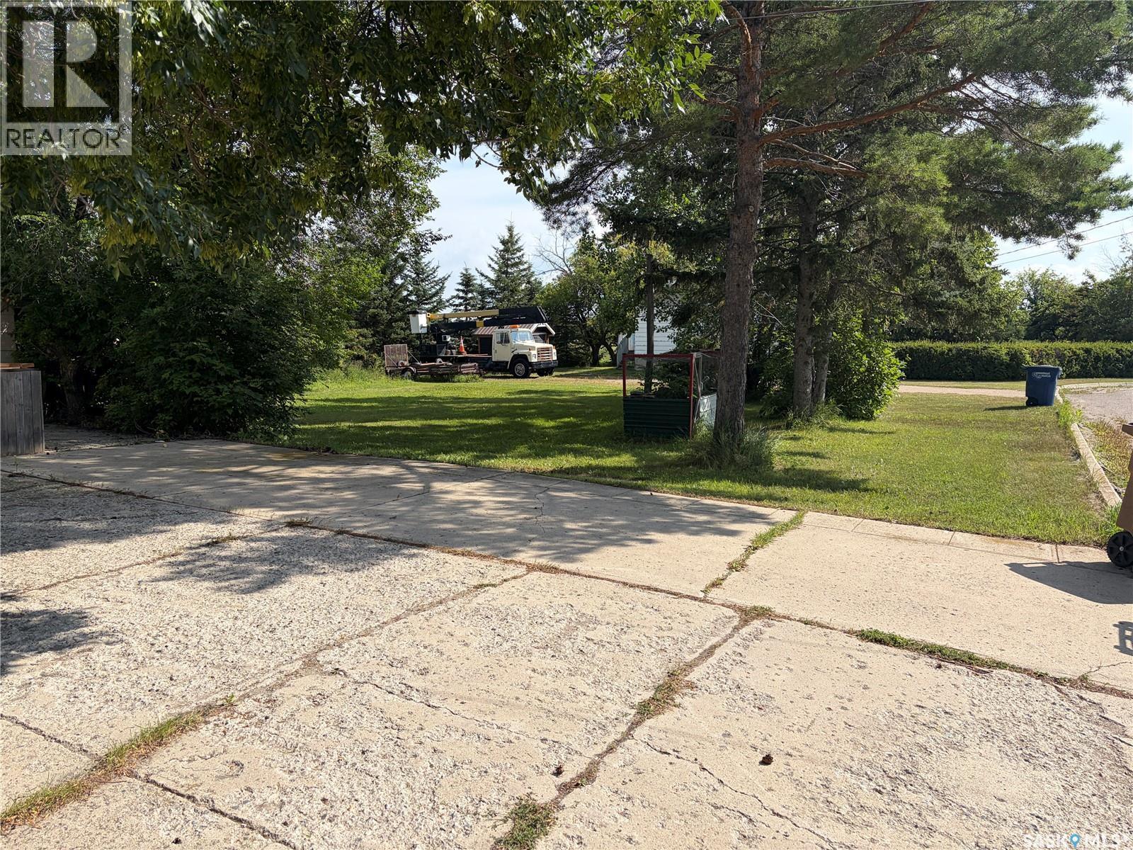 301 1St Avenue Se, Wadena, SK - Outdoor