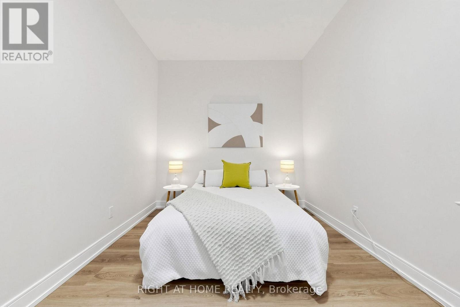 109 - 225 Sherway Gardens Road, Toronto, ON - Indoor Photo Showing Bedroom