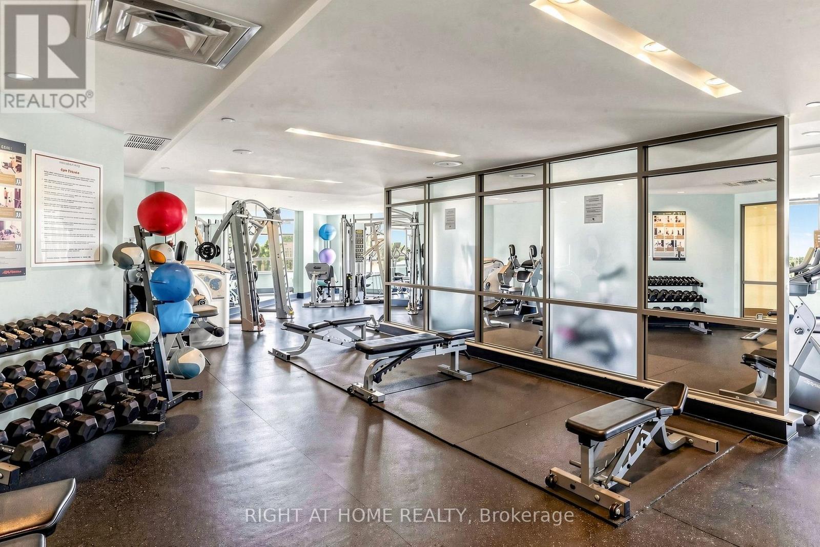 109 - 225 Sherway Gardens Road, Toronto, ON - Indoor Photo Showing Gym Room