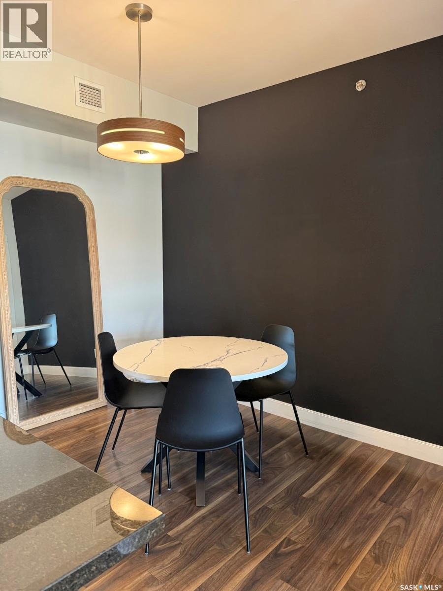 305 721 8Th Street E, Saskatoon, SK - Indoor Photo Showing Dining Room