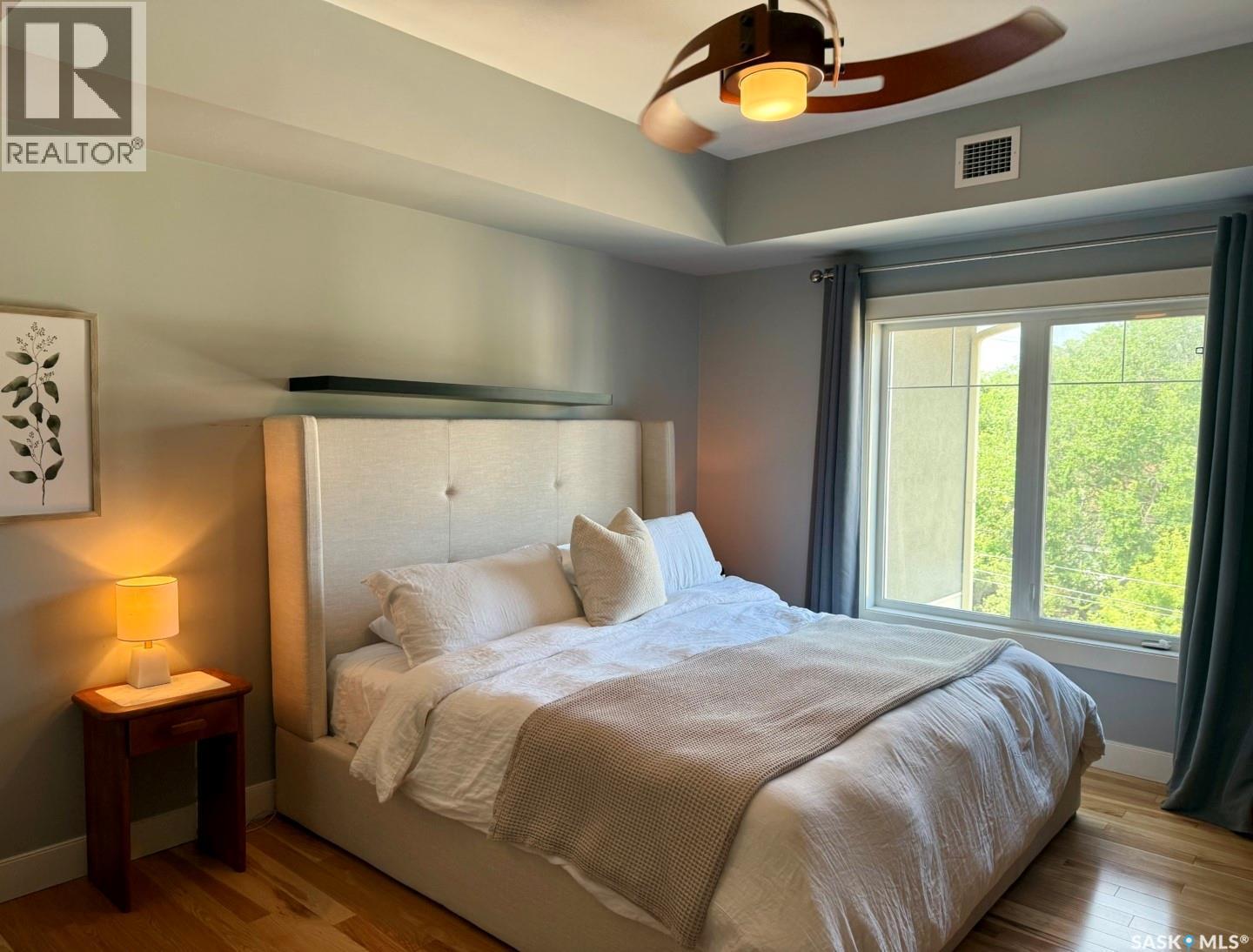 305 721 8Th Street E, Saskatoon, SK - Indoor Photo Showing Bedroom