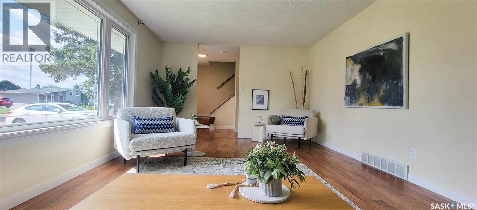 229 Anderson Crescent, Saskatoon, SK - Indoor