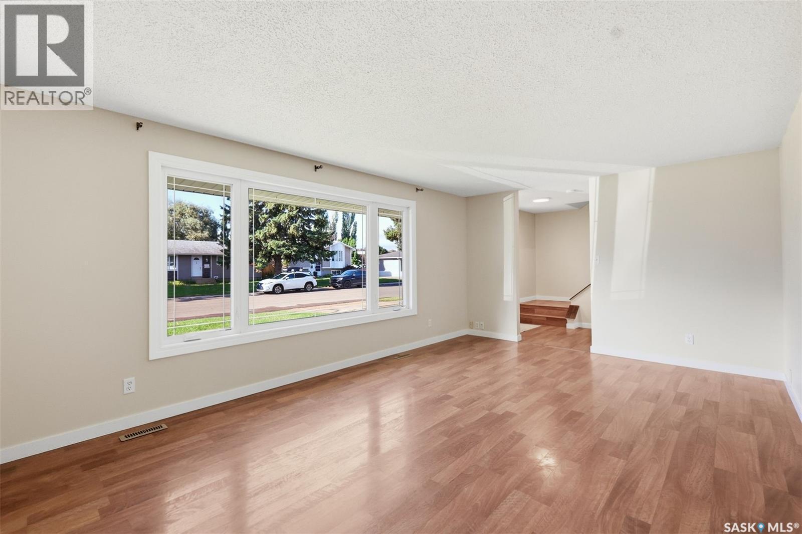 229 Anderson Crescent, Saskatoon, SK - Indoor