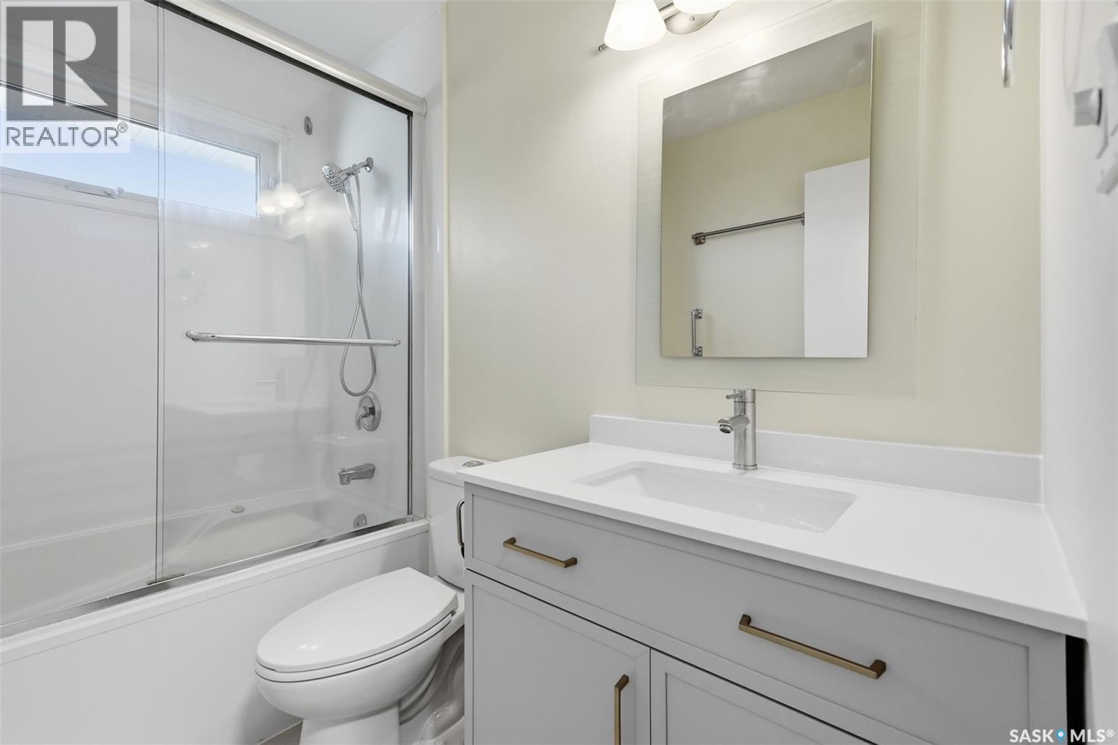 229 Anderson Crescent, Saskatoon, SK - Indoor Photo Showing Bathroom