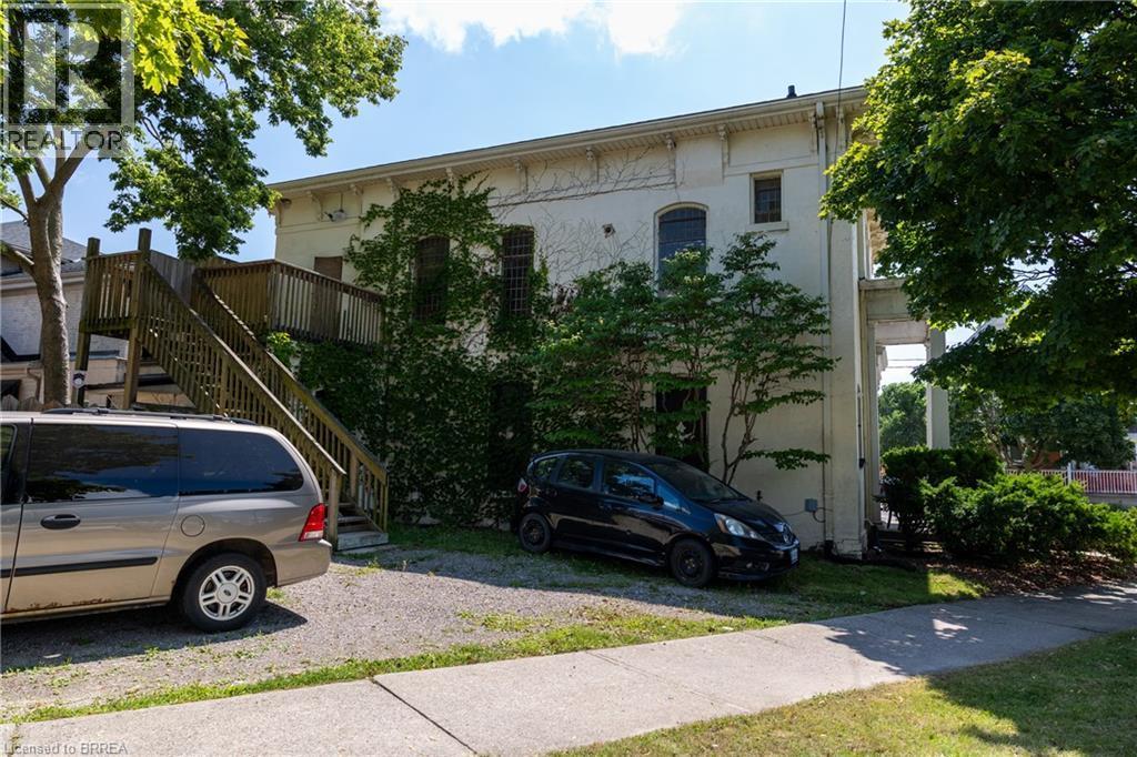 99 West Street, Brantford, ON - Outdoor
