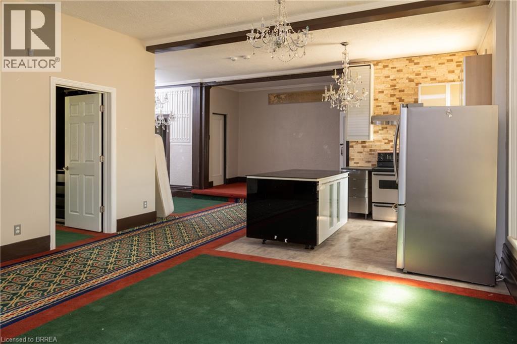 99 West Street, Brantford, ON - Indoor