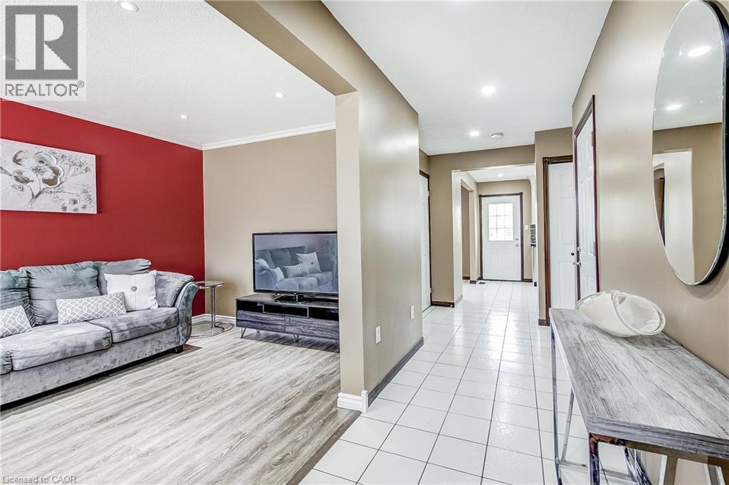 357 Acadia Drive, Hamilton, ON - Indoor