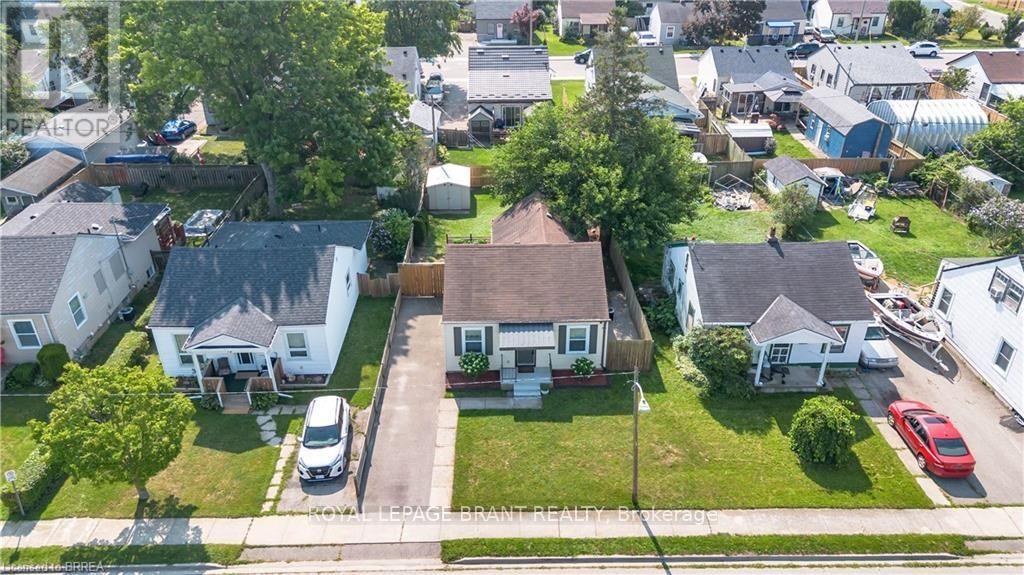 74 Eighth Avenue, Brantford, ON - Outdoor With View