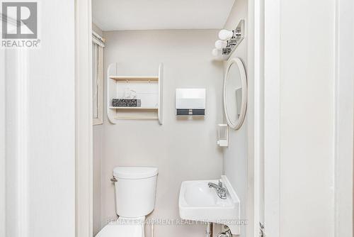 28 Riverdale Drive, Hamilton, ON - Indoor Photo Showing Other Room