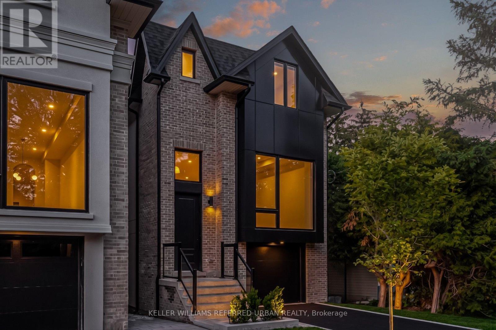 37 Wesley Avenue, Mississauga, ON - Outdoor