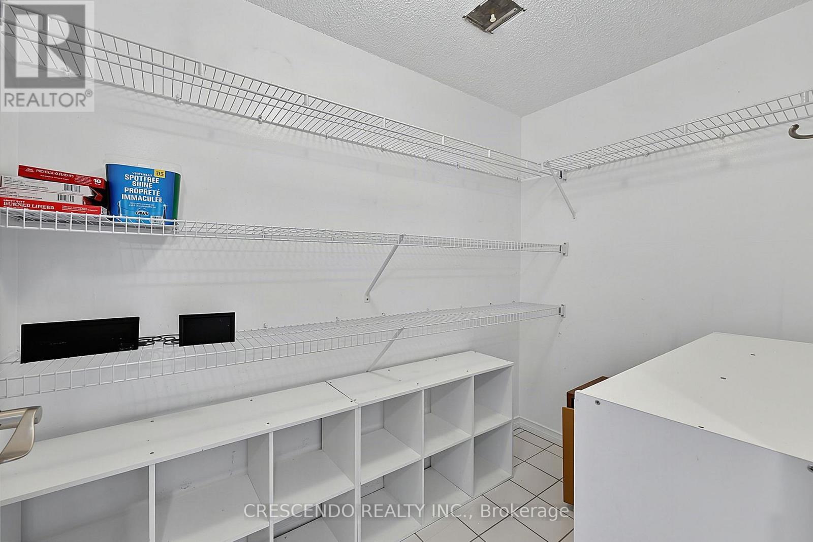 201 - 100 Millside Drive, Milton, ON - Indoor With Storage