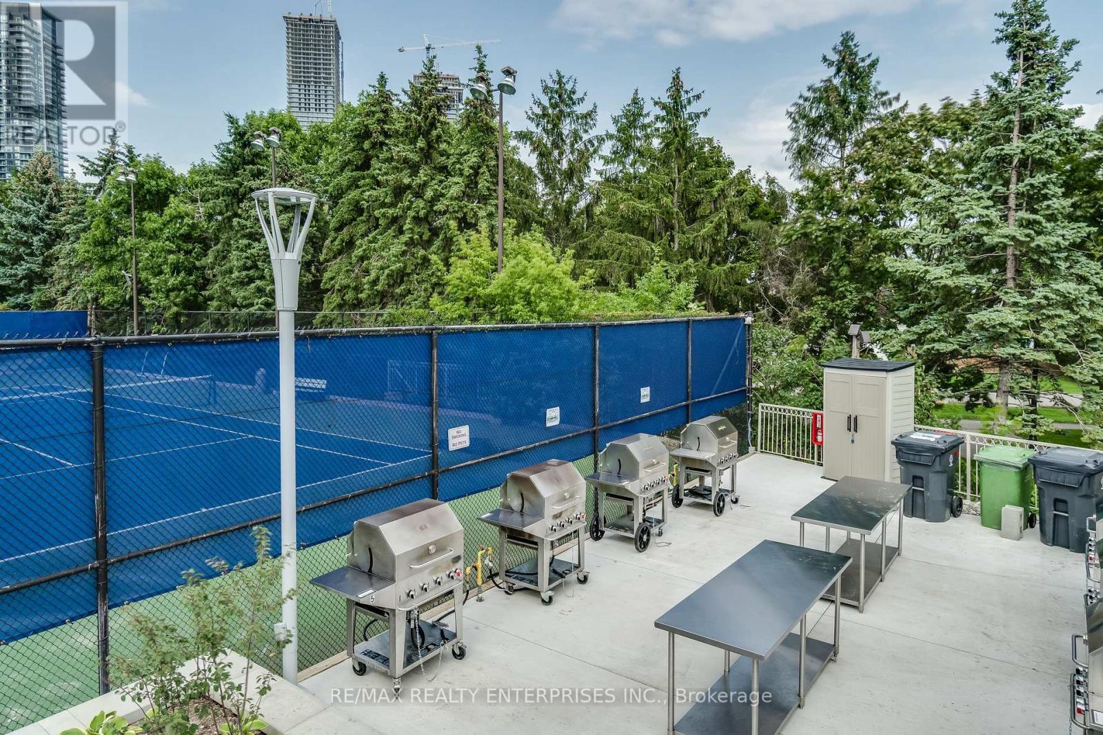 607 - 2261 Lake Shore Boulevard W, Toronto, ON - Outdoor