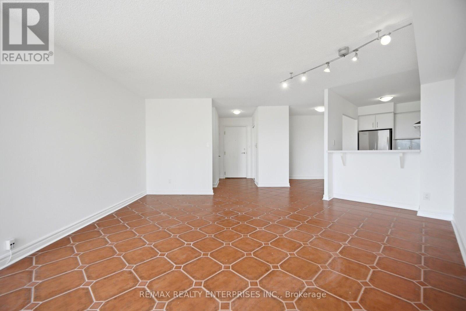 607 - 2261 Lake Shore Boulevard W, Toronto, ON - Indoor Photo Showing Other Room