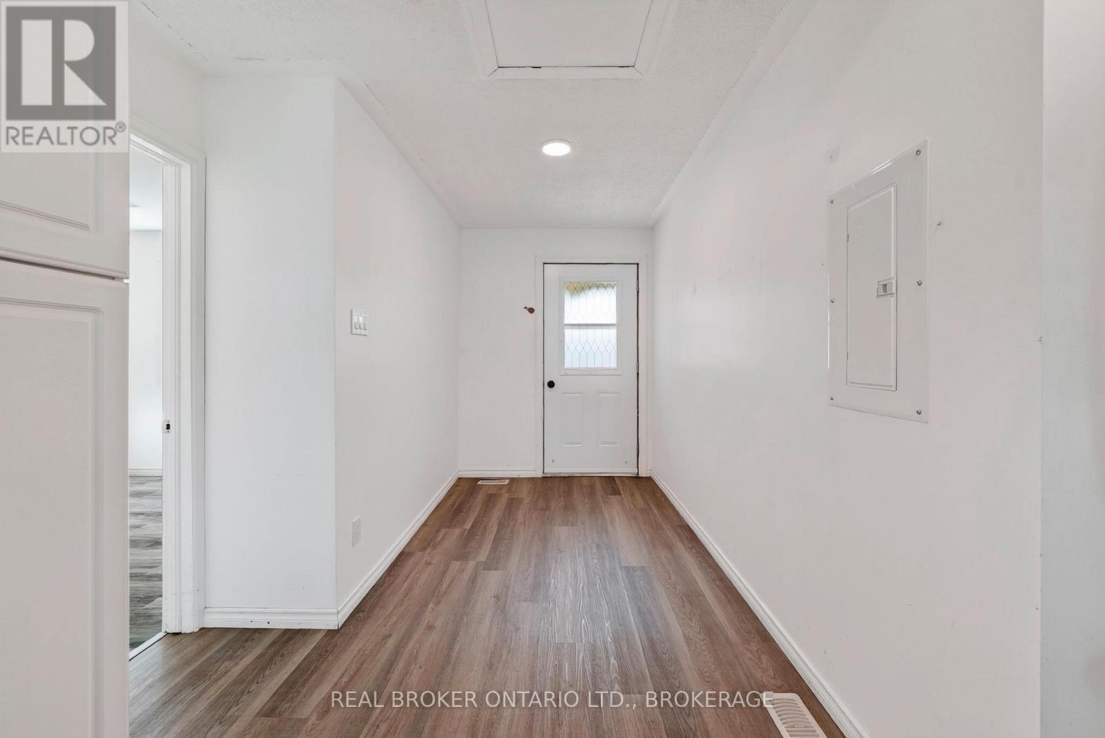 48 Bryden Avenue, Cornwall, ON - Indoor Photo Showing Other Room