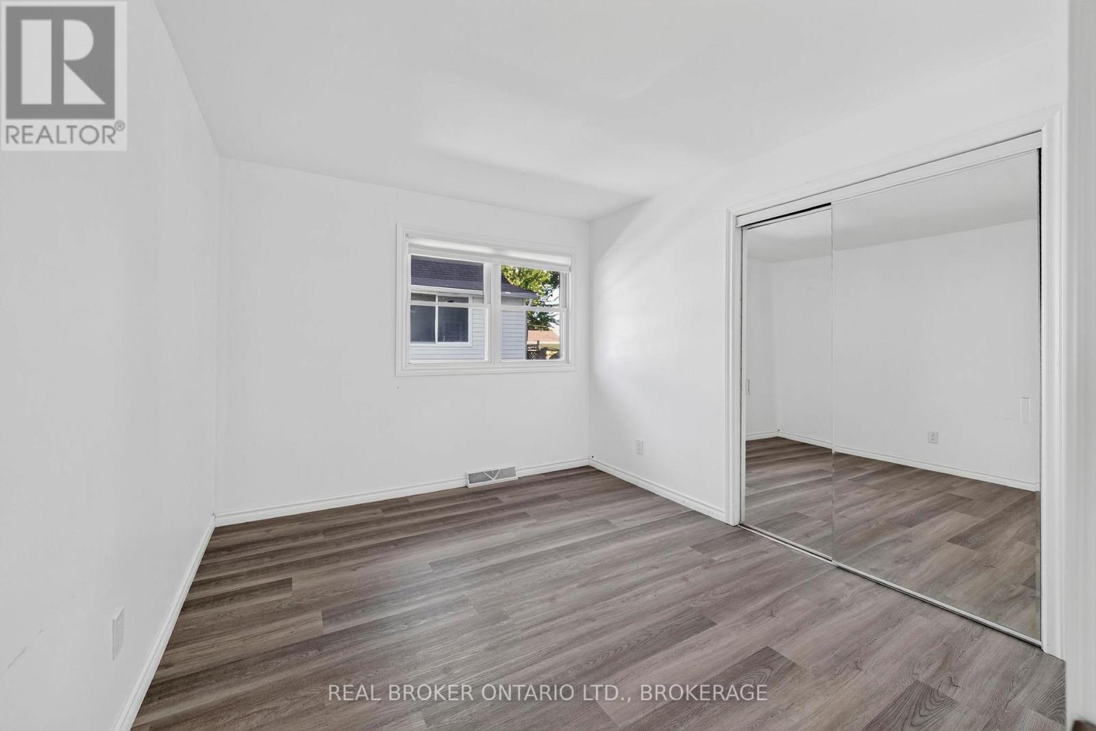 48 Bryden Avenue, Cornwall, ON - Indoor Photo Showing Other Room