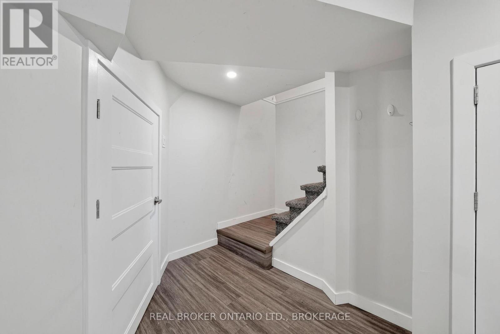 48 Bryden Avenue, Cornwall, ON - Indoor Photo Showing Other Room
