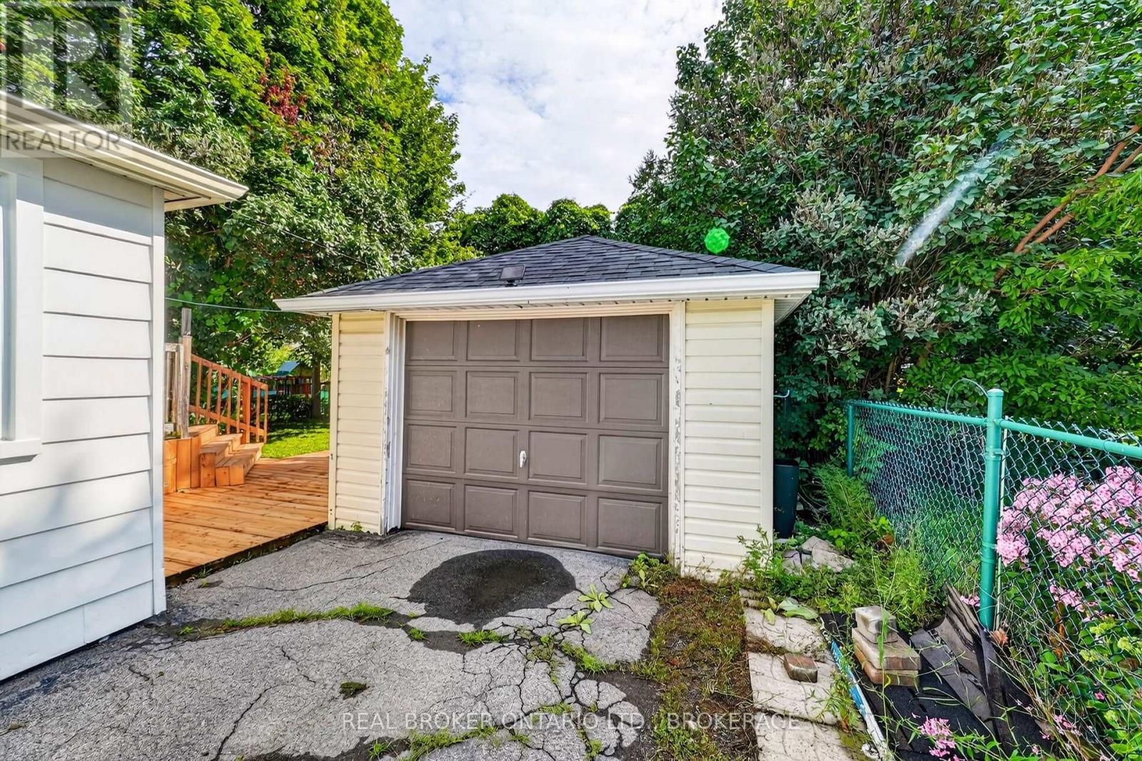 48 Bryden Avenue, Cornwall, ON - Outdoor With Exterior