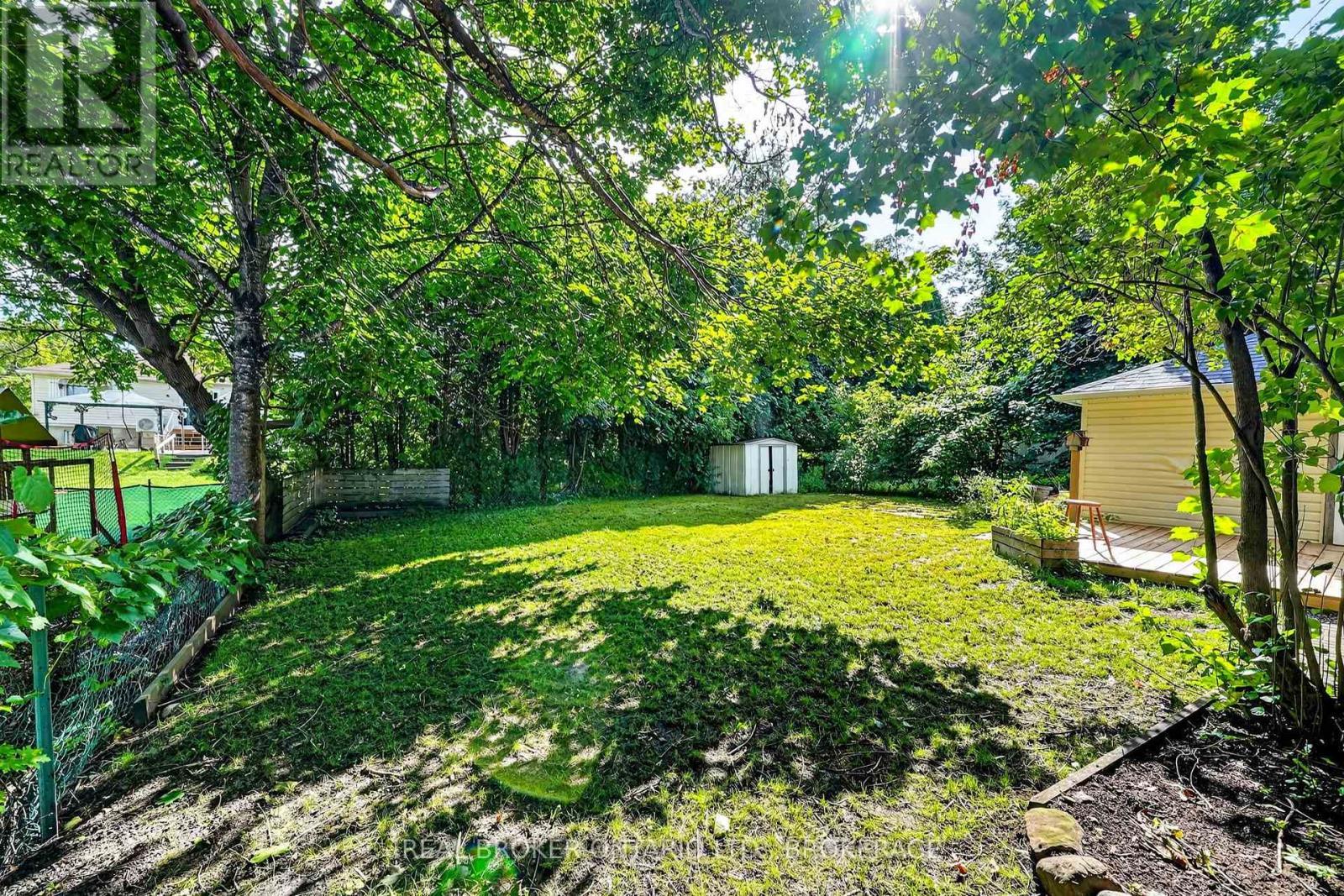 48 Bryden Avenue, Cornwall, ON - Outdoor