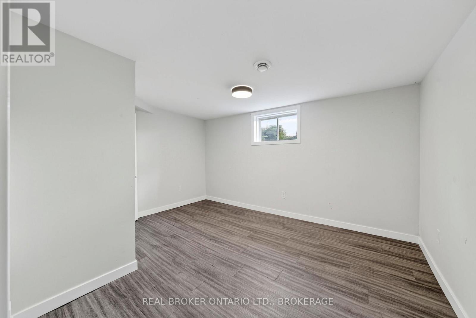 48 Bryden Avenue, Cornwall, ON - Indoor Photo Showing Other Room