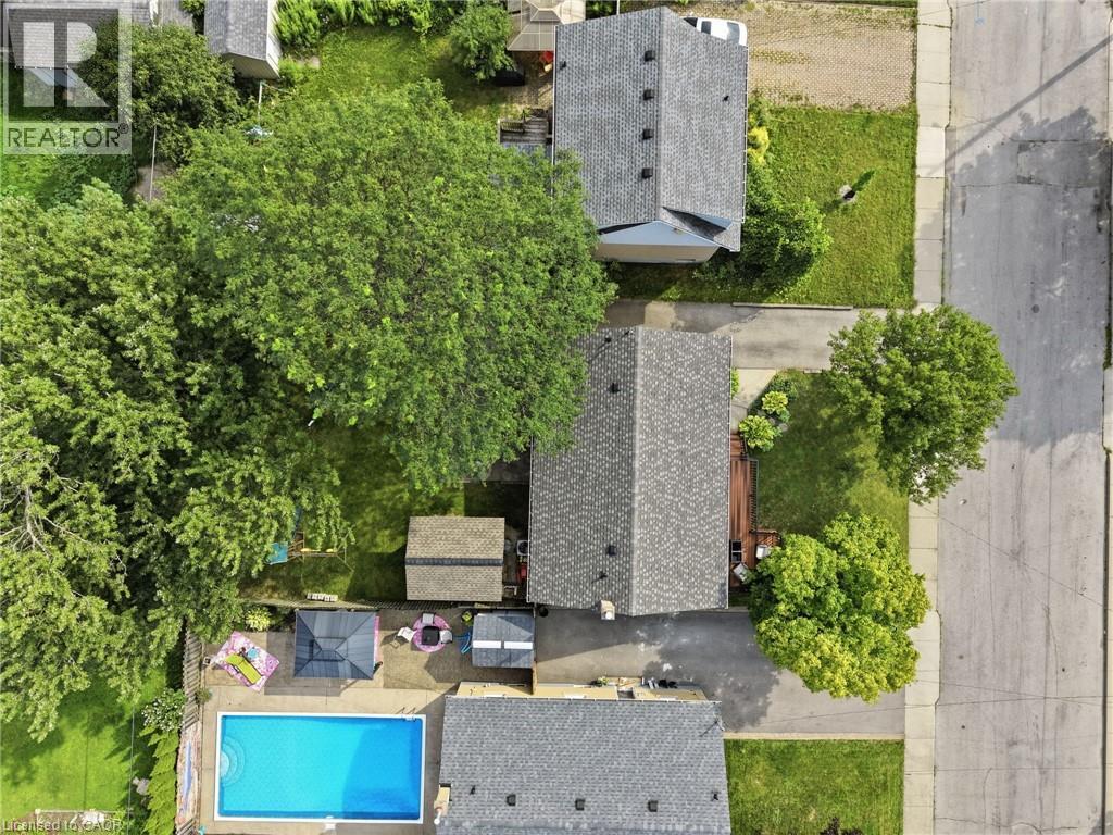 203 West 31St Street, Hamilton, ON - Outdoor