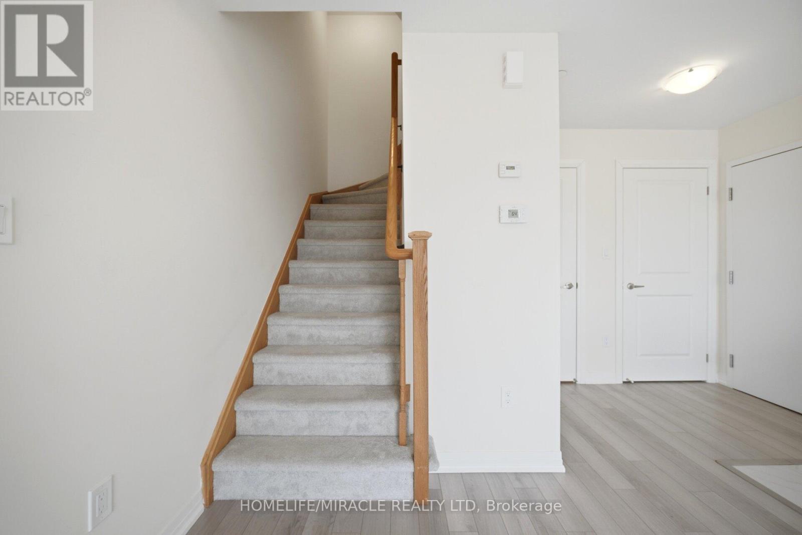 20 - 30 Liben Way, Toronto, ON - Indoor Photo Showing Other Room