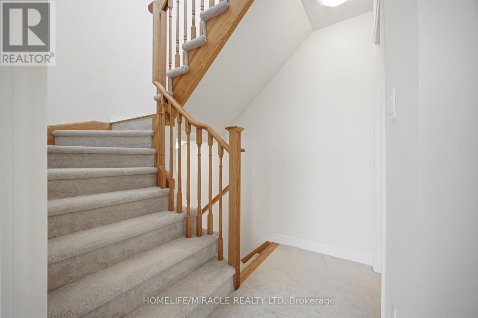 20 - 30 Liben Way, Toronto, ON - Indoor Photo Showing Other Room