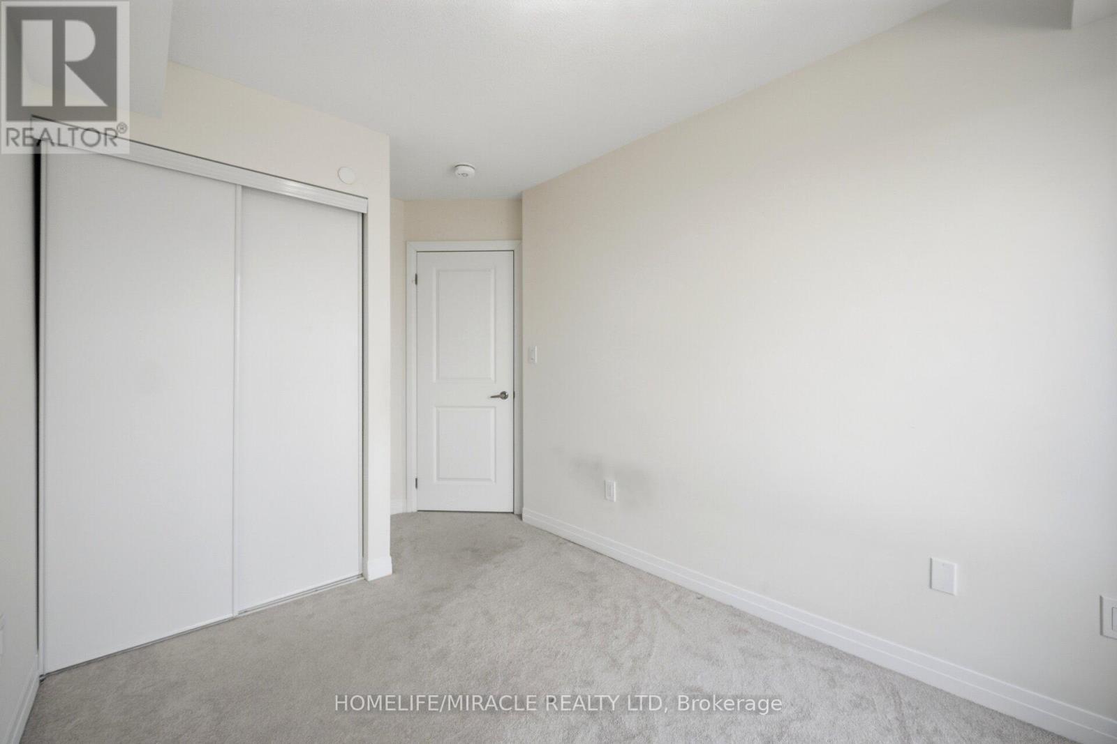 20 - 30 Liben Way, Toronto, ON - Indoor Photo Showing Other Room