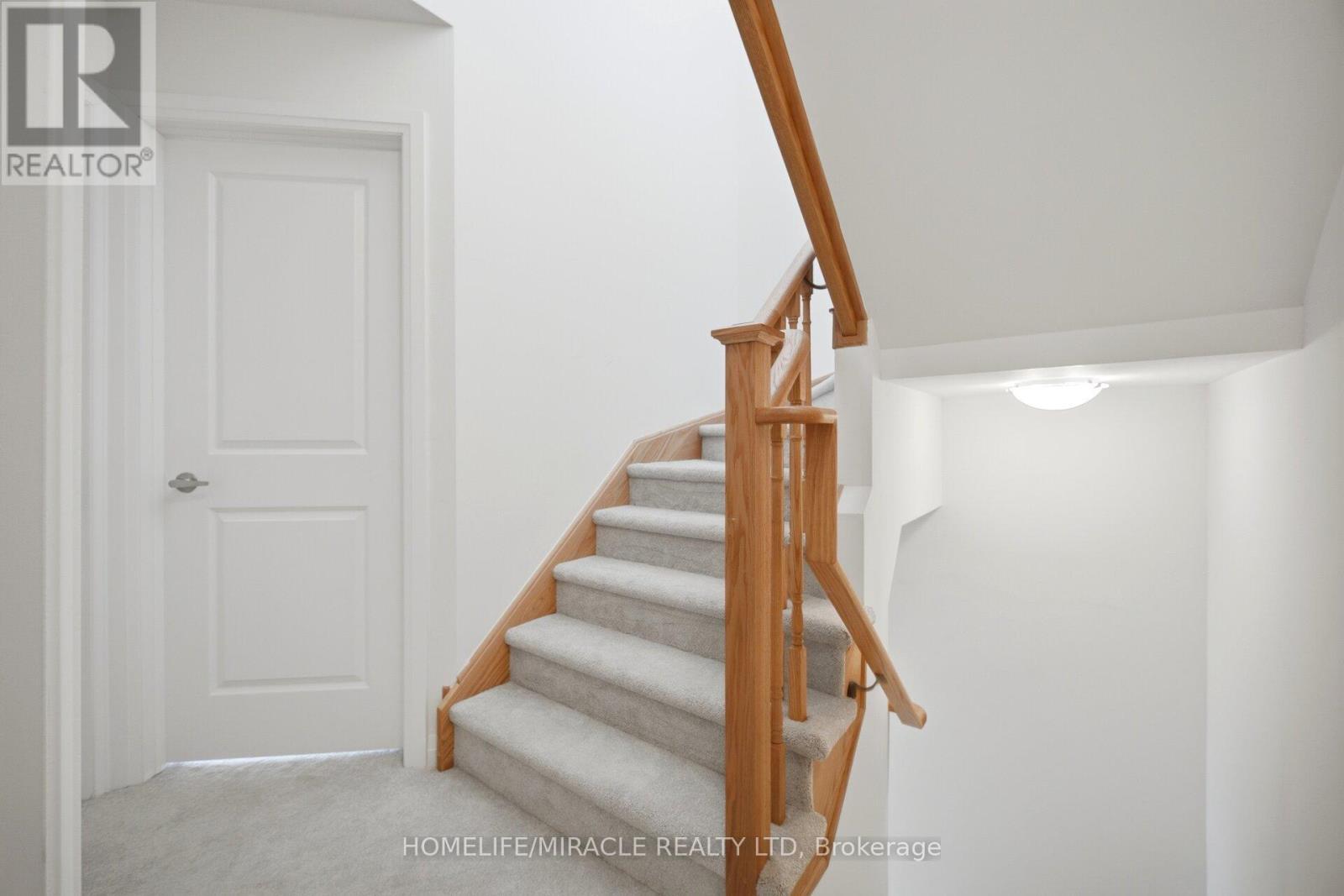 20 - 30 Liben Way, Toronto, ON - Indoor Photo Showing Other Room