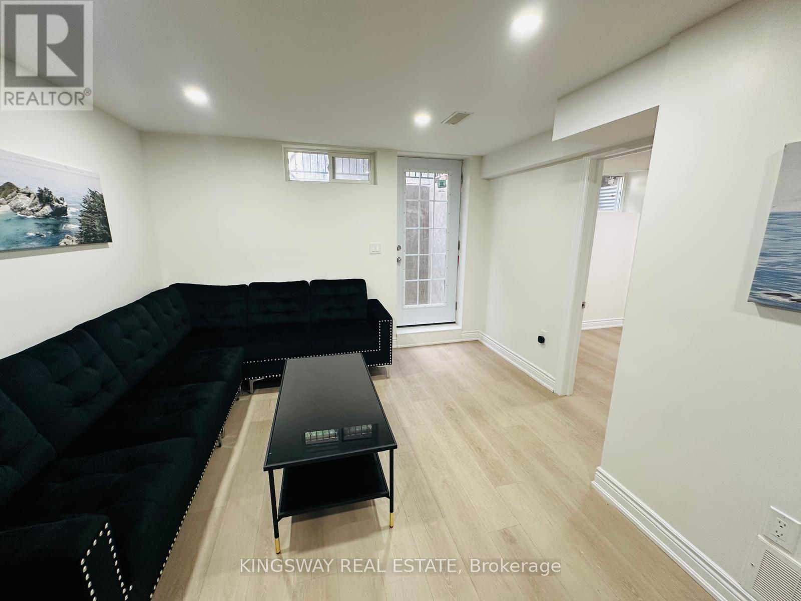 35 Silver Aspen Crescent, Kitchener, ON - Indoor Photo Showing Basement
