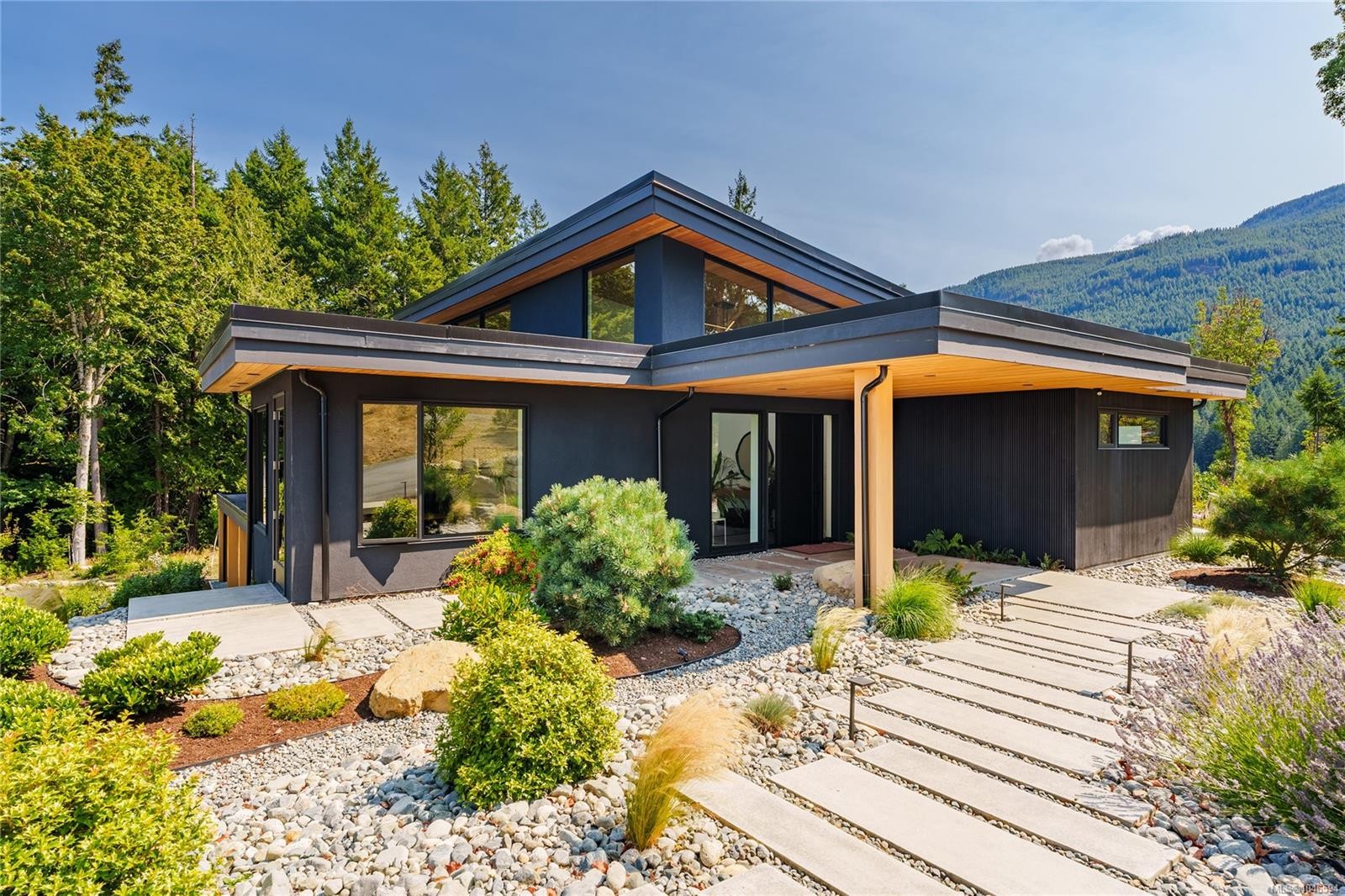 3300 Ferguson Rd, Nanaimo, BC
