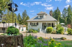 1220 Shawnigan-Mill Bay Rd Mill Bay, BC V0R 2P2