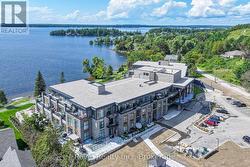 The Moorings Condo On Cameron Lake - 