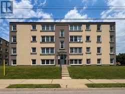 6 - 143 WESTCHESTER CRESCENT St. Catharines (E. Chester), ON L2P 2N8