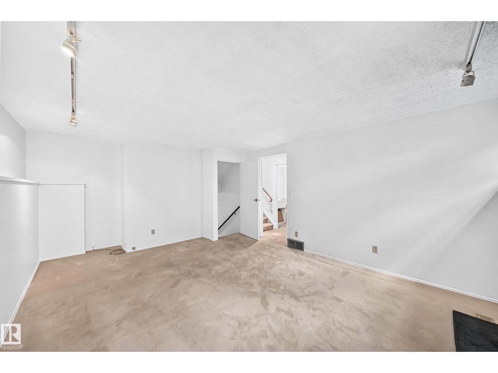 3311 114 St Nw, Edmonton, AB