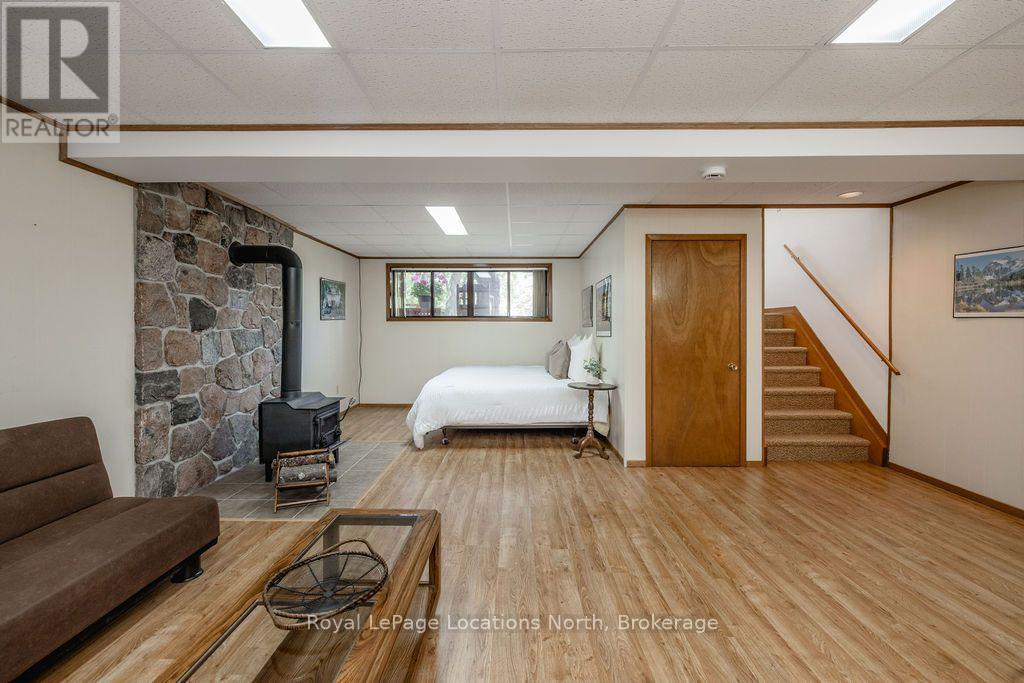 1928 Champlain Road, Tiny, ON - Indoor