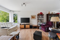 Salon - 