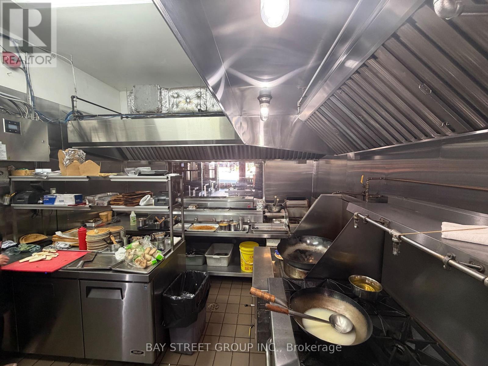 5312 Yonge Street, Toronto, ON
