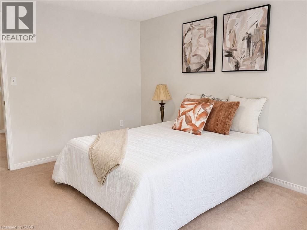 974 Creekside Drive, Waterloo, ON - Indoor Photo Showing Bedroom