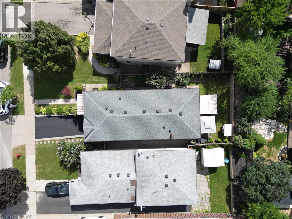 Additional content - 35 Garden Crescent, Hamilton, ON - Outdoor