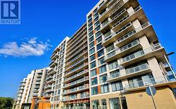 1422 - 2 DAVID EYER ROAD Richmond Hill, ON L4S 0N6