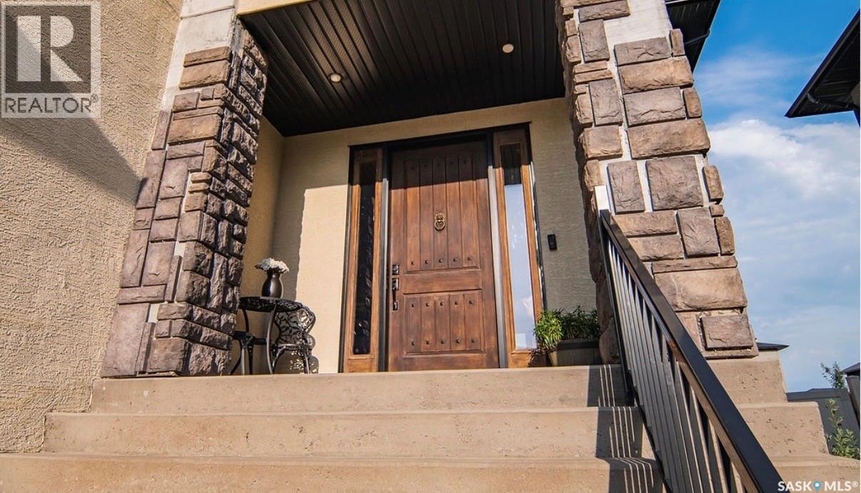 16 Hadley Road, Prince Albert, SK