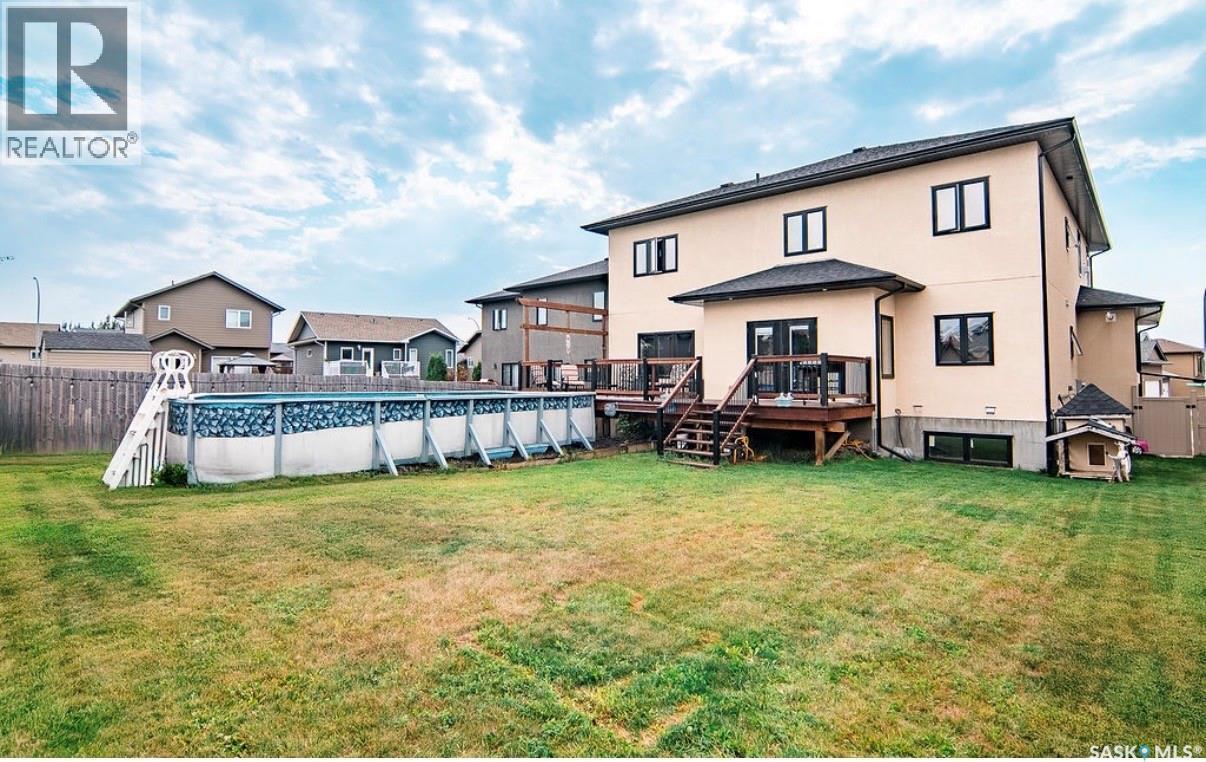 16 Hadley Road, Prince Albert, SK