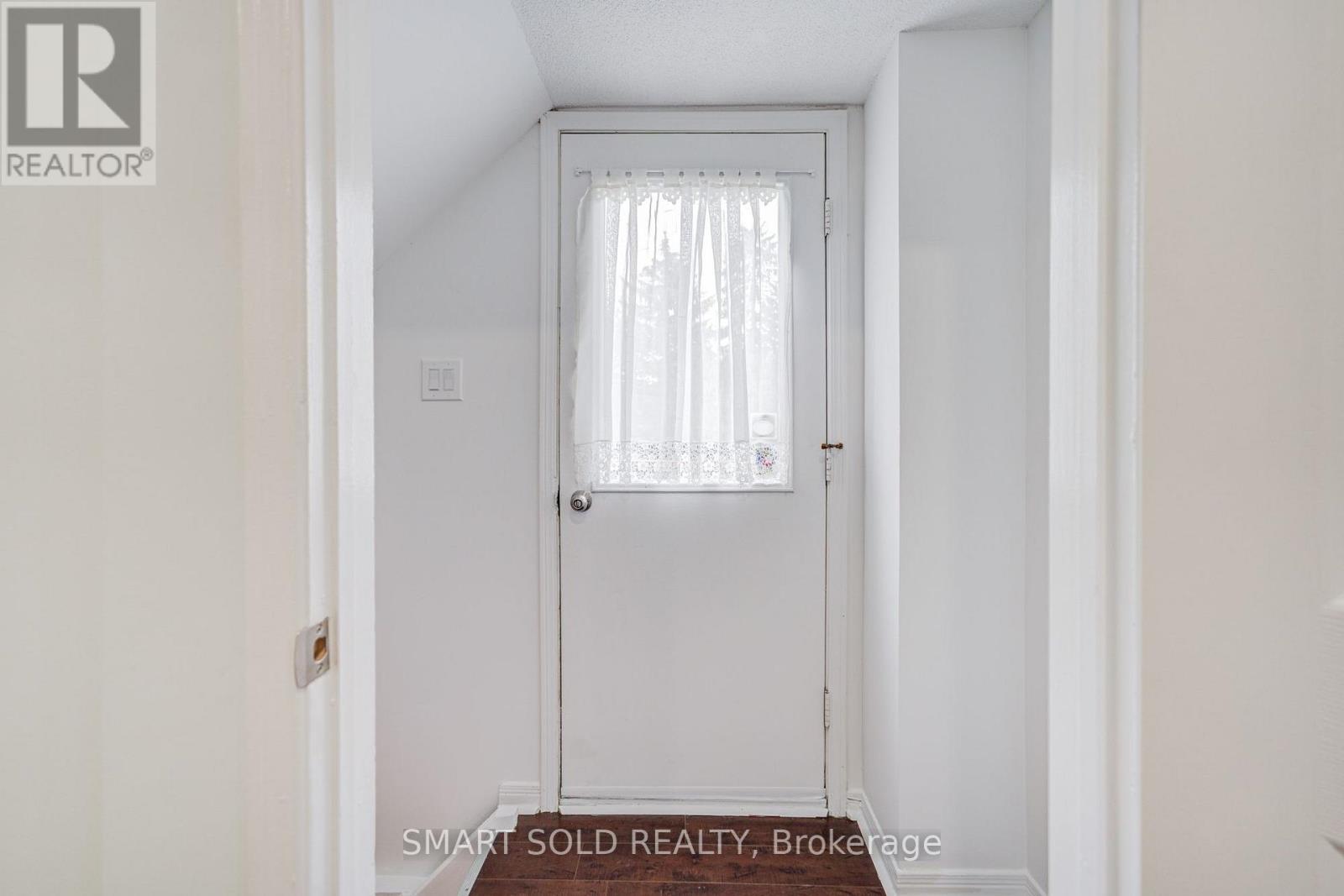24 Snider Drive, Markham, ON - Indoor Photo Showing Other Room