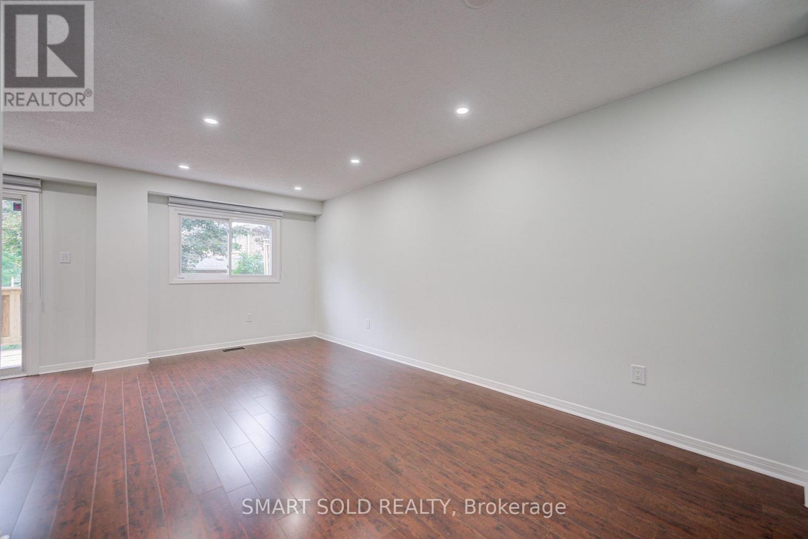 24 Snider Drive, Markham, ON - Indoor Photo Showing Other Room