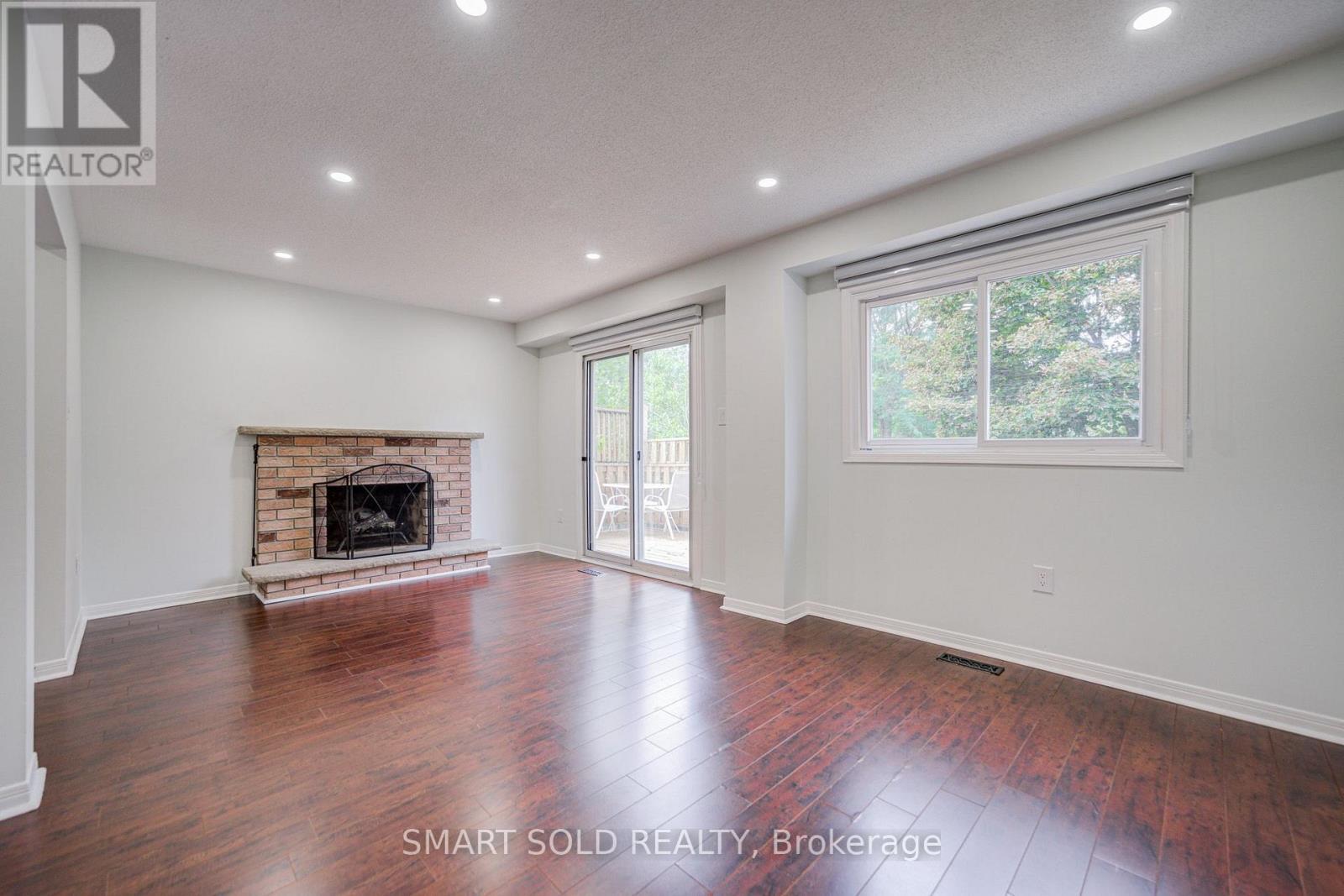 24 Snider Drive, Markham, ON - Indoor Photo Showing Living Room With Fireplace