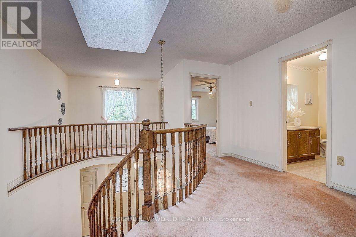 51 Leighland Drive, Markham, ON - Indoor Photo Showing Other Room