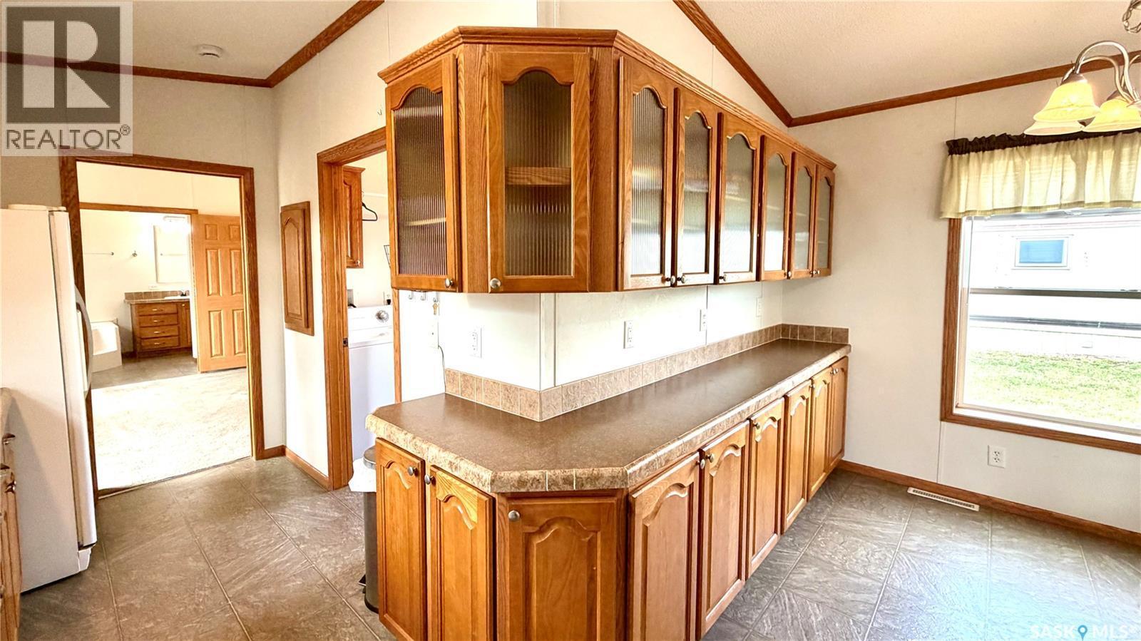 431 Park Avenue, Outlook, SK