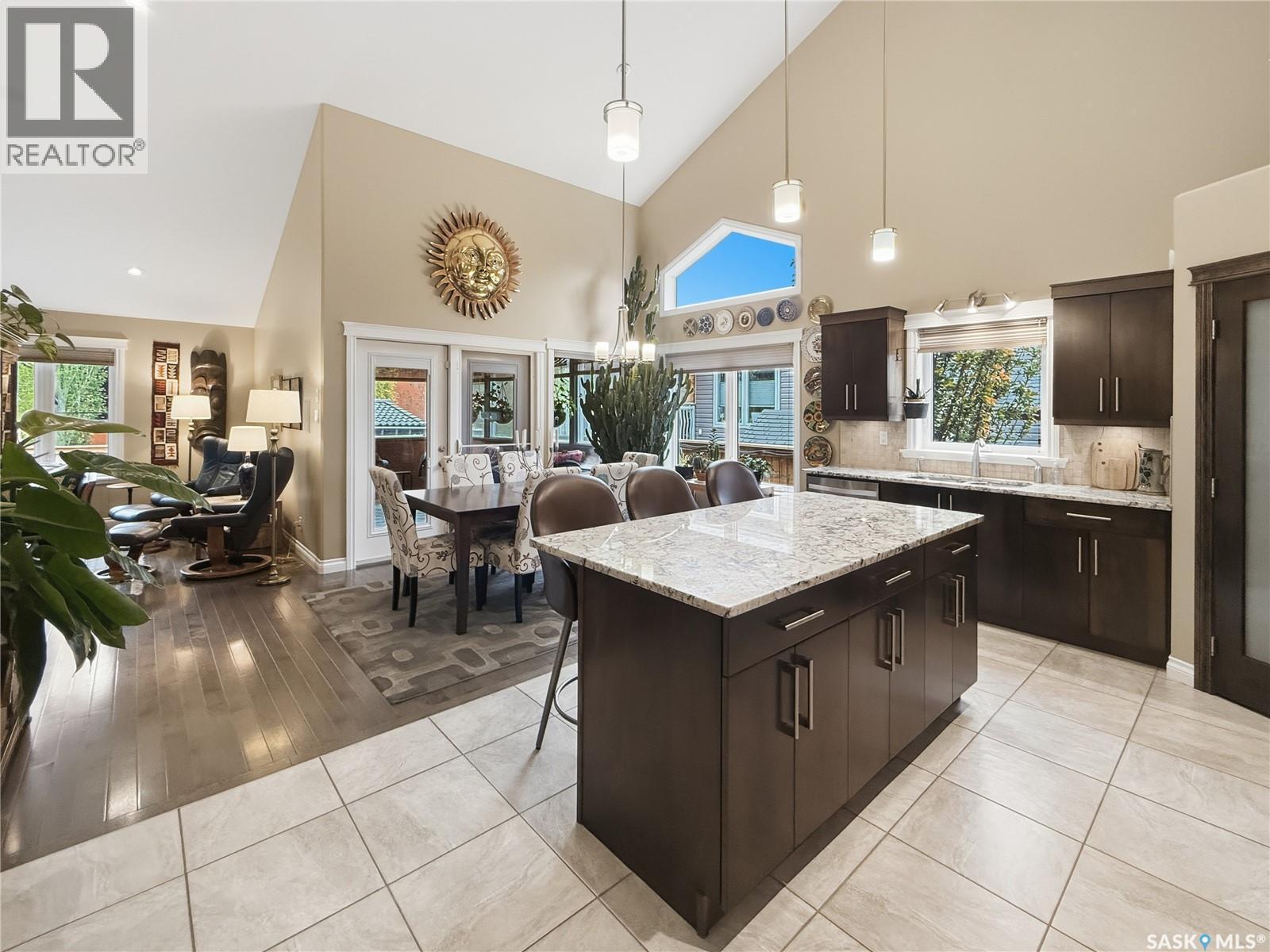 845 Prestwick Drive, Swift Current, SK - Indoor Photo Showing Kitchen